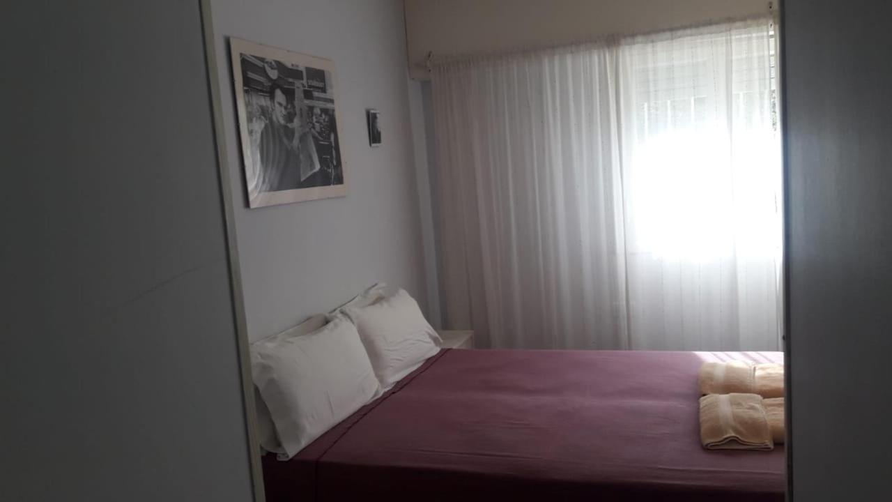 Hotel De Cine Las Golondrinas Villa Gesell Pokoj fotografie