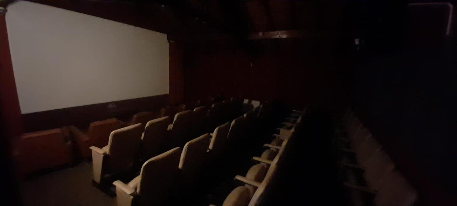 Hotel De Cine Las Golondrinas Villa Gesell Exteriér fotografie